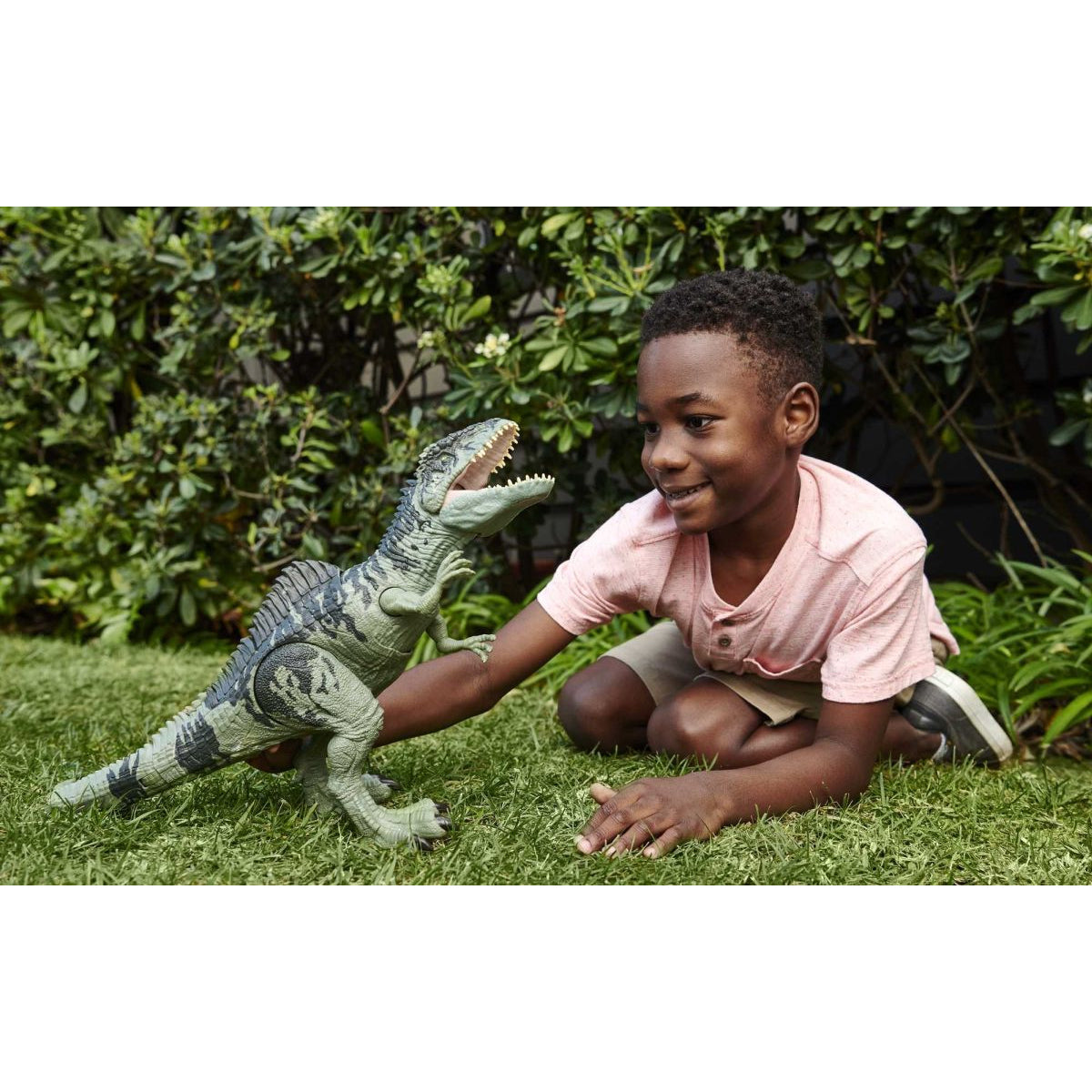 Mattel - GYW86 - Jurassic World - Strike N' Roar - Giganotosaurus mit Brüllgeräuschen, ca. 54 cm
