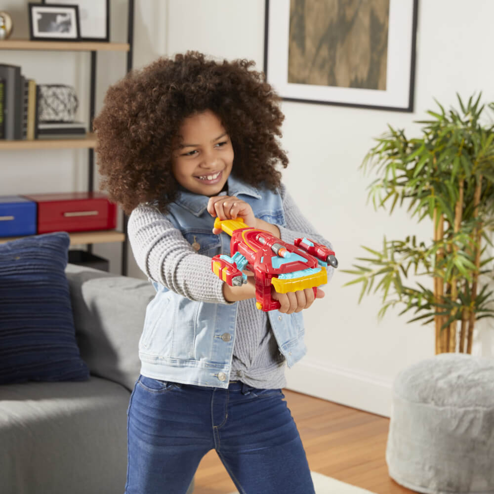 Hasbro - Marvel - Avengers Mech Strike Rollenspiel Iron Man Strikeshot, Handschuh, Superheld Spielzeug mit 3 NERF Projektilen