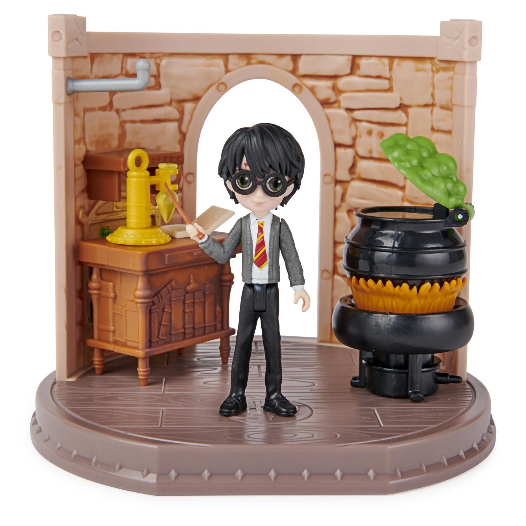 Wizarding World Harry Potter - Hogwarts Zaubertränke Klassenzimmer Spielset mit exklusiver Harry Potter Sammelfigur