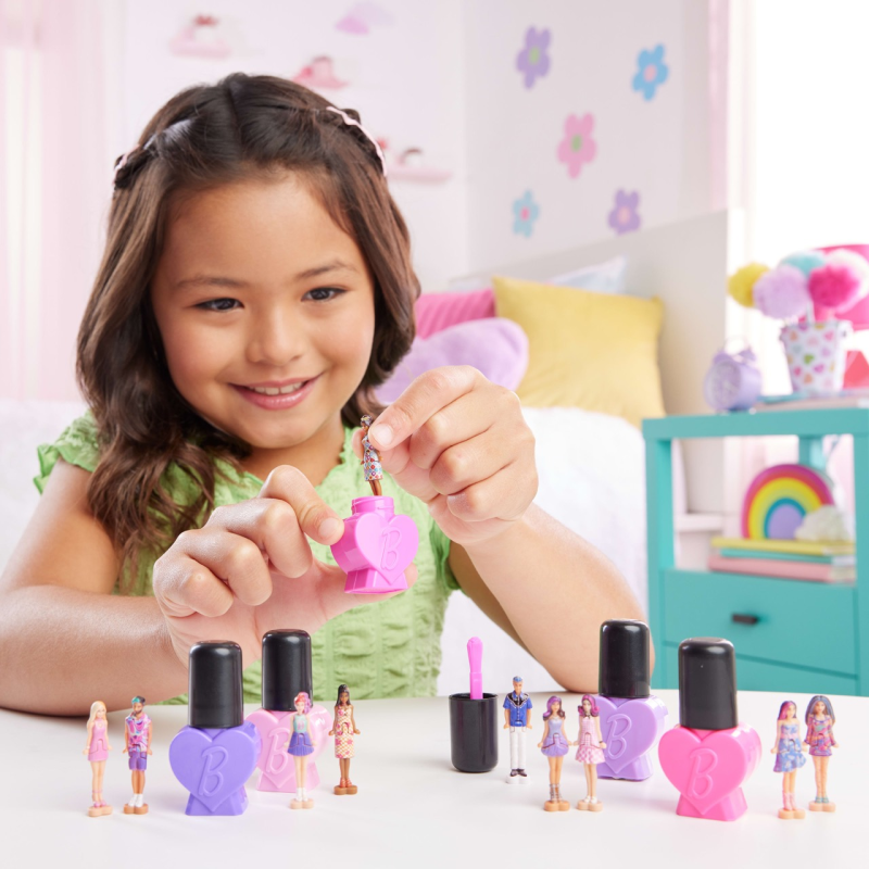 Mattel - JCP97 - Barbie Mini BarbieLand Fashionistas Puppen