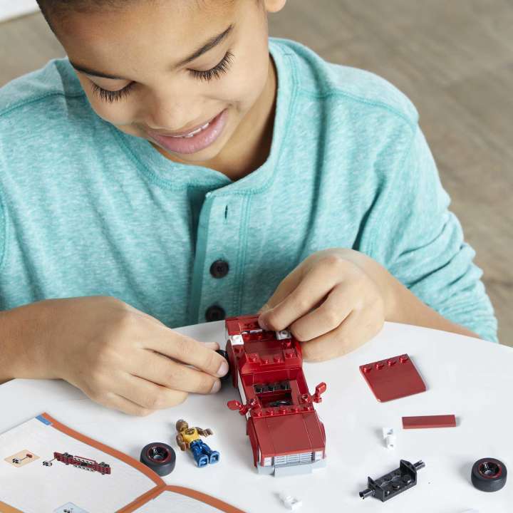 MEGA Hot Wheels ’83 Chevy Silverado Real Racecar Building Set