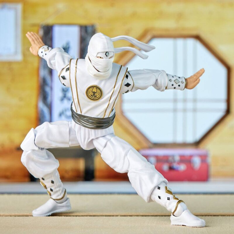 Hasbro - Power Rangers x Cobra Kai Ligtning Collection Actionfigur: Morphed Daniel LaRusso - White Crane Ranger