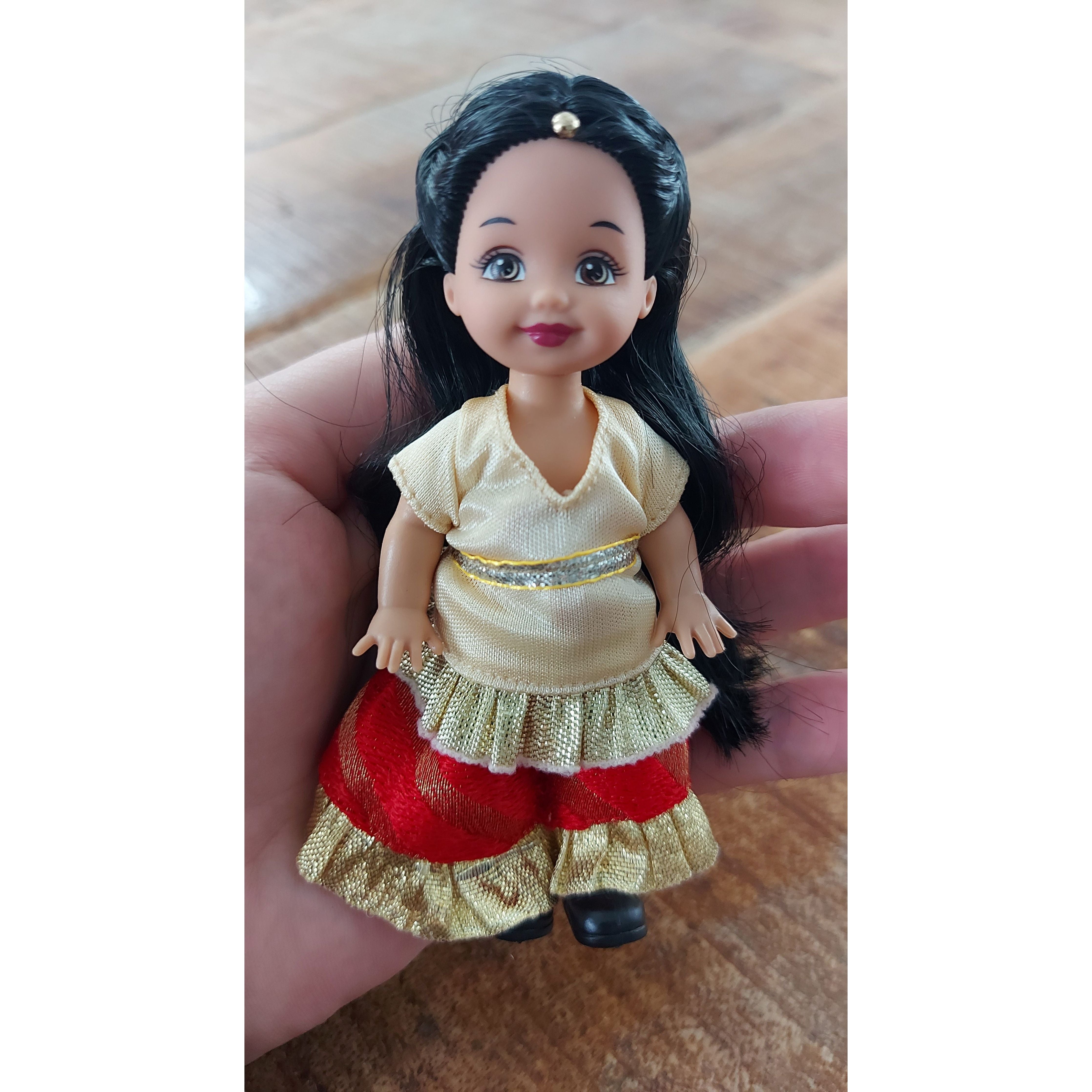 Mattel - BARBIE CHELSEA Bollywood Princess Puppe