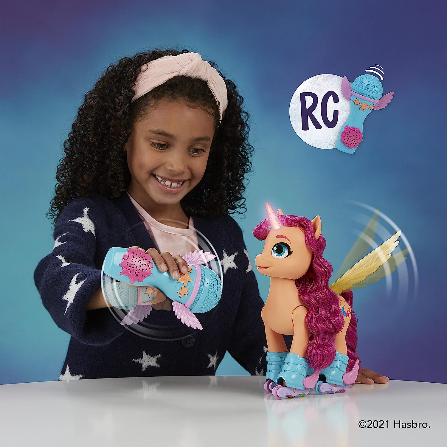 Hasbro My Little Pony – Eine neue Generation Sing- und Skatespaß Sunny Starscout